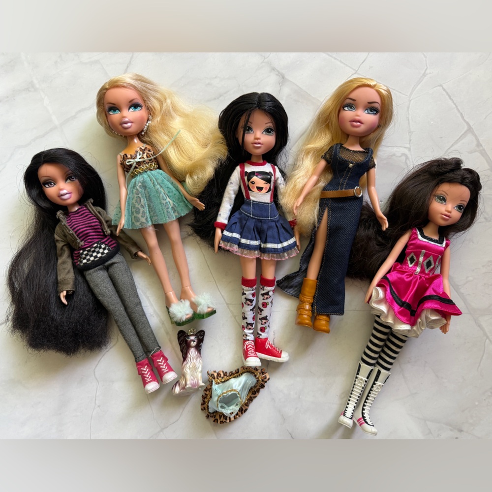 Bratz - set of 5